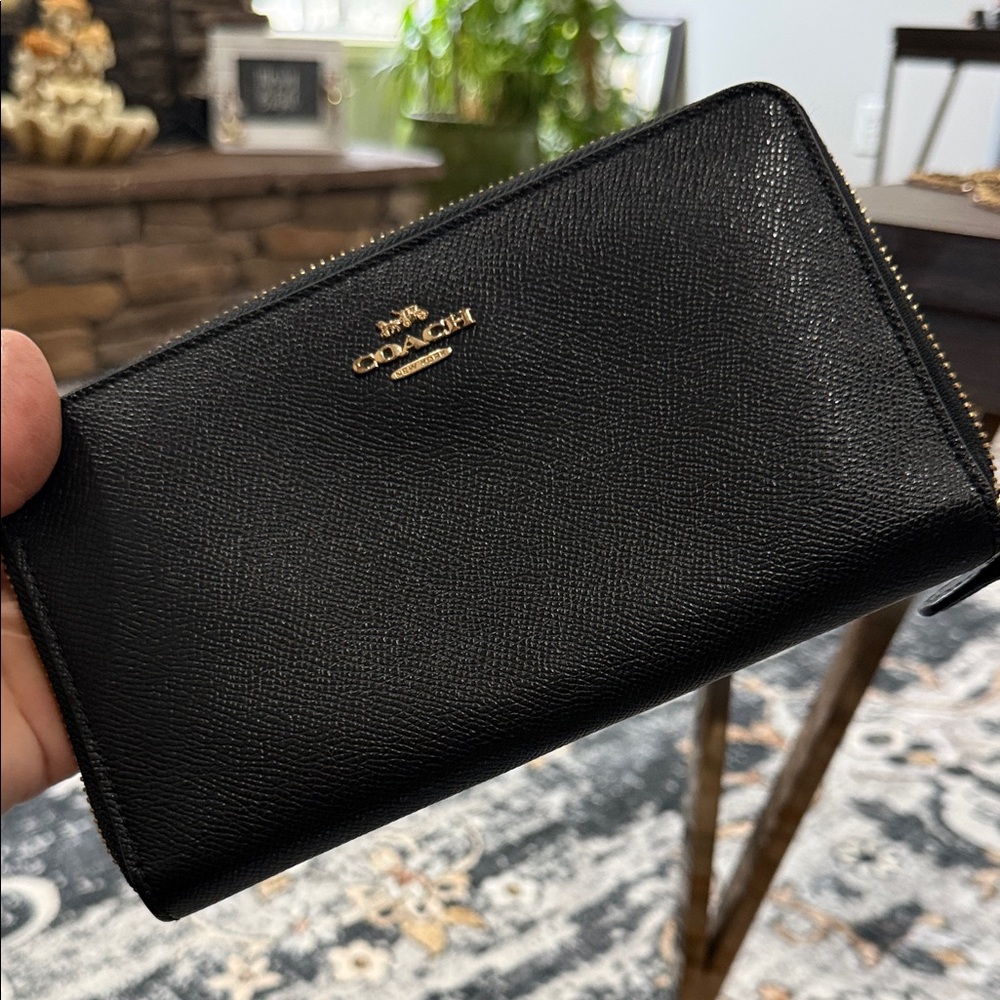 Coach Black Textured Leather Zip Wallet